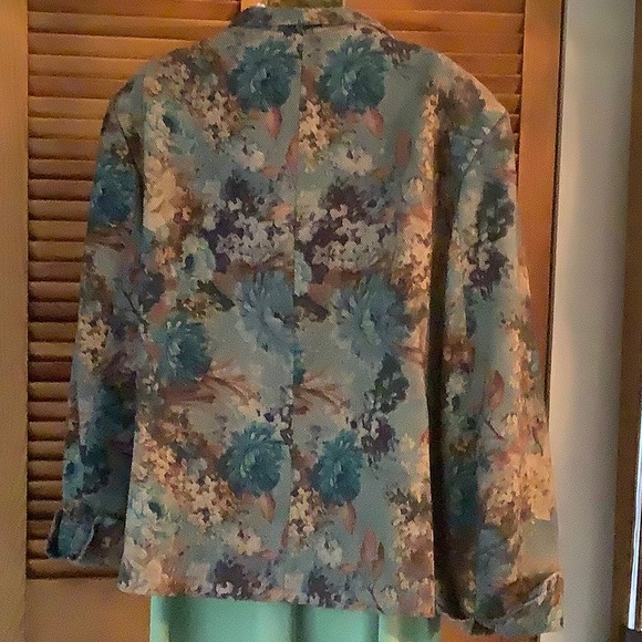 Austin Reed Vintage Tapestry Jacket - Picture 5 of 8